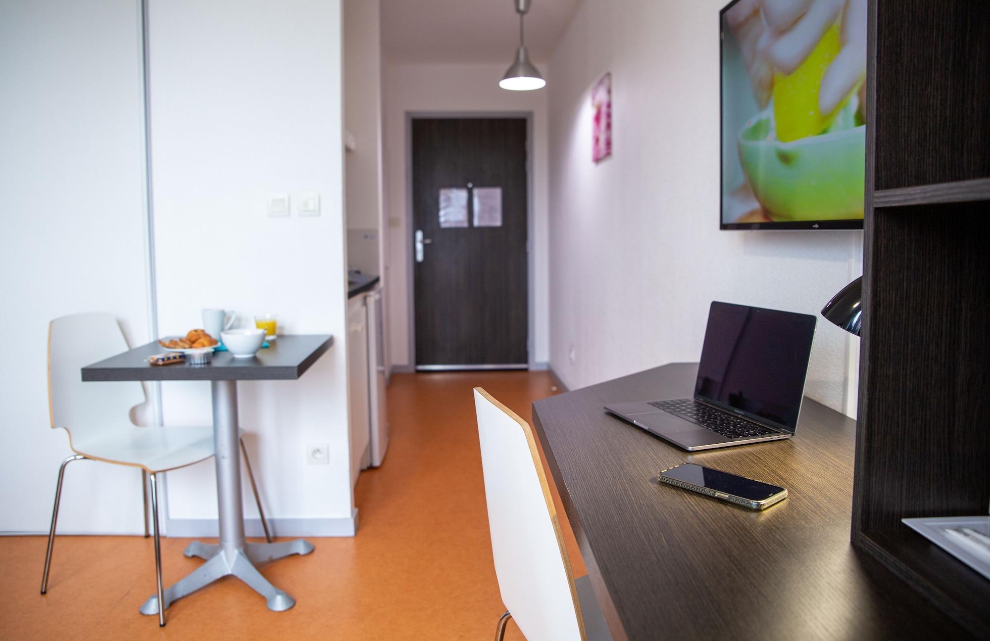 Comfort Aparthotel Besancon Hauts Du Chazal Exteriér fotografie