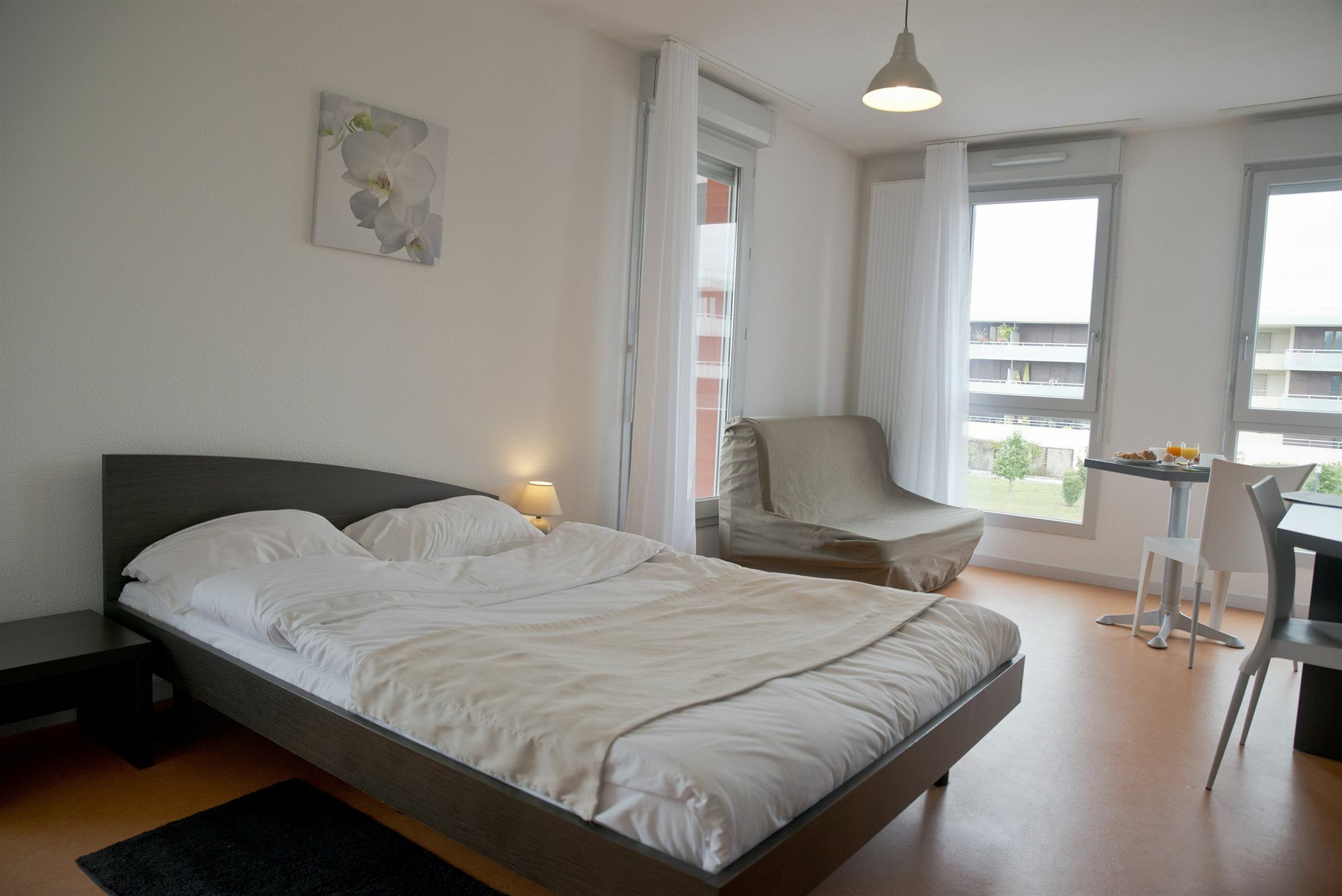 Comfort Aparthotel Besancon Hauts Du Chazal Exteriér fotografie